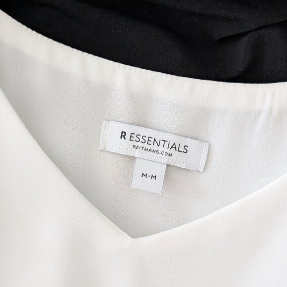 REITMANS Sleeveless Thin Strap White Top Women's Size M - Picture 6 of 6